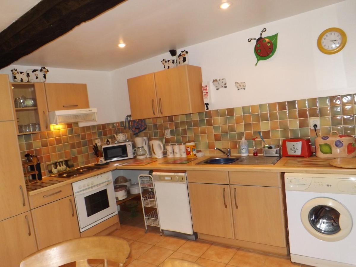 Beautiful 3-Bed Cottage In Passais-Villages Saint-Siméon エクステリア 写真